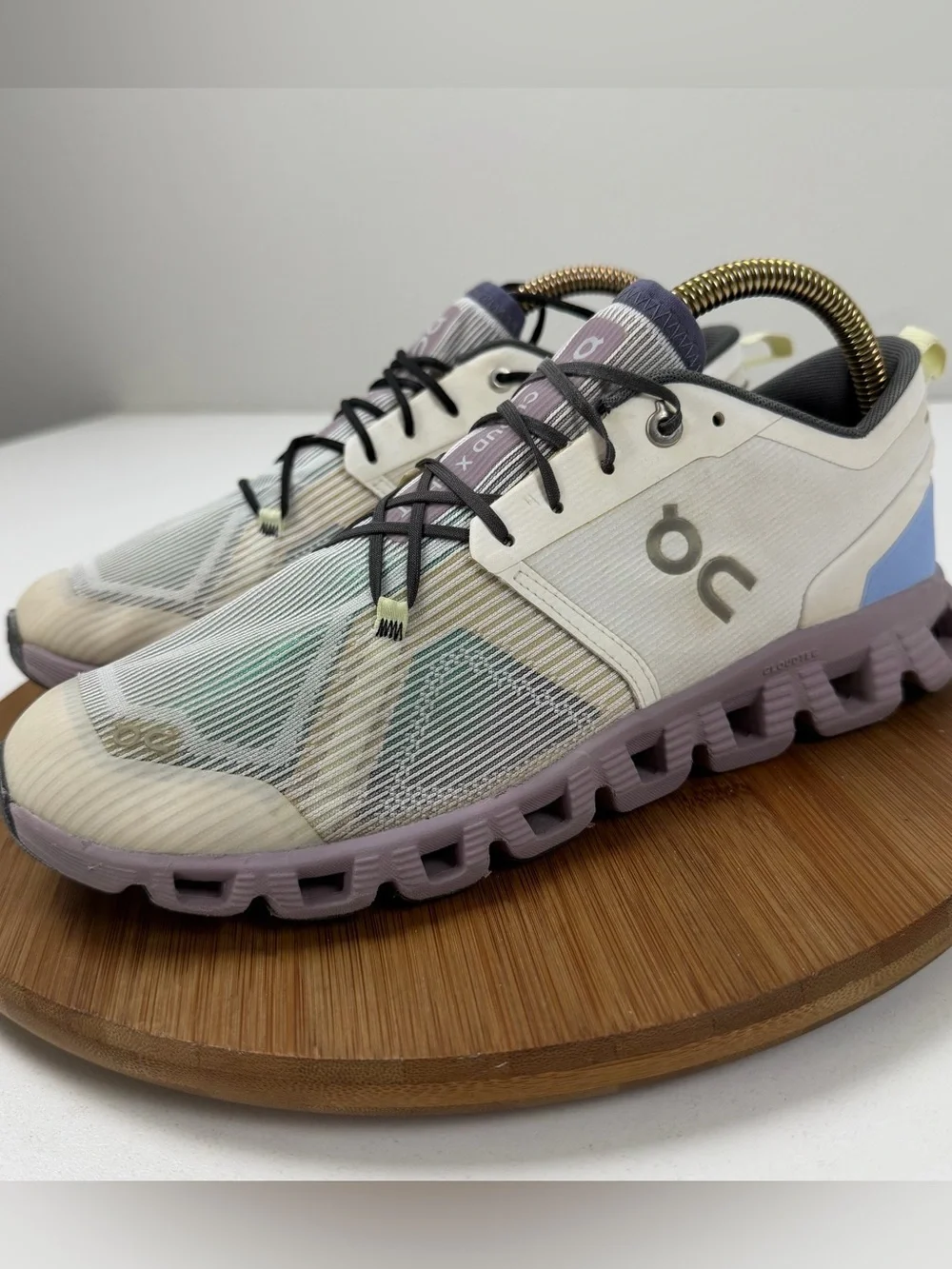 On Running Cloud X Men’s Undyed/White Heron Colorway Running Shoe